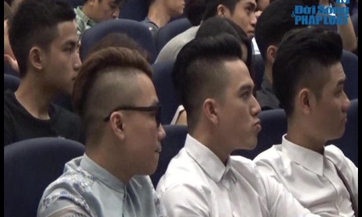 Nguyễn Trần Trung Quân ra album đầu tay