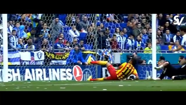 Ronaldo, Messi và những pha bỏ lỡ cơ hội ghi bàn kinh điển