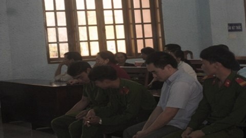 Kẻ sát nhân máu lạnh sau gương mặt đào hoa