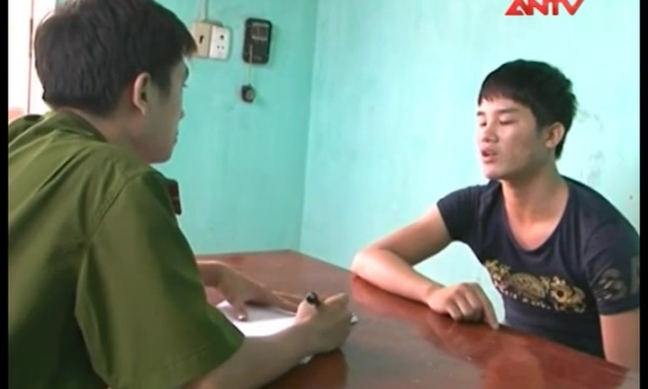 Giả danh công an lừa gạt thiếu nữ