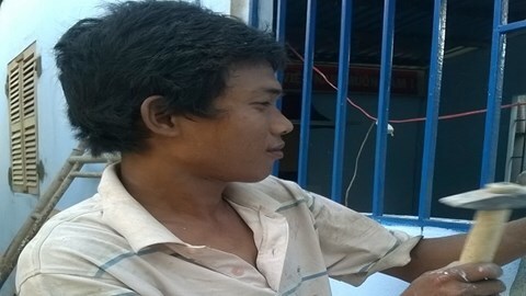 Chàng rể nghèo cuỗm sạch tiền, vàng của mẹ vợ để… làm đại gia