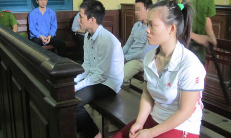 Bi hài vụ thiếu nữ bị xử tội hiếp dâm