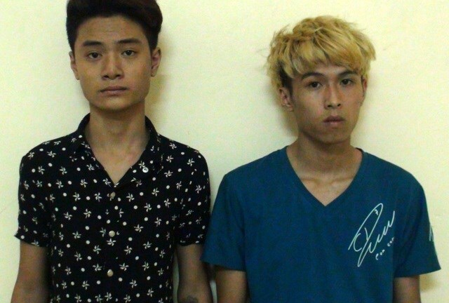 Bắt khẩn cấp 2 kẻ