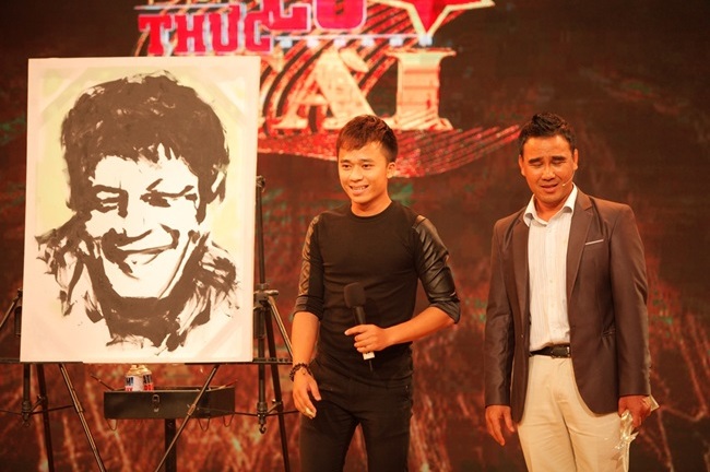 Đạo diễn Lê Hoàng tự khen đẹp trai trên sóng truyền hình