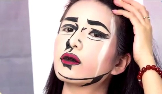 Clip: Nữ sinh xinh đẹp phút chốc hóa 