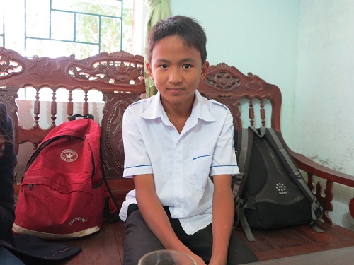 Nể phục cậu bé lớp 7 dũng cảm cứu bạn đuối nước