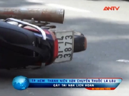 Bị truy đuổi, quái xế chở thuốc lá gây tai nạn liên hoàn