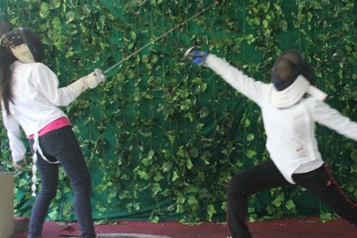 Liễu kiếm - thú chơi quý tộc của thiếu nữ Sài Gòn