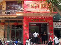 Clip: Trong nháy mắt, hai  "nữ quái " cuỗm 3 cây vàng