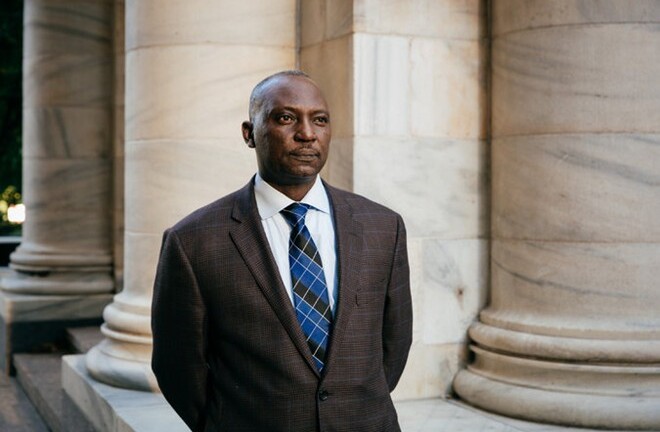 Bỗng dưng mất việc sau ngày bảo vệ Tổng thống Mỹ