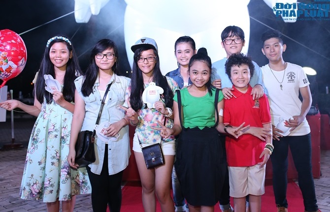 Các thí sinh Giọng hát Việt nhí 2014 bất ngờ hội ngộ