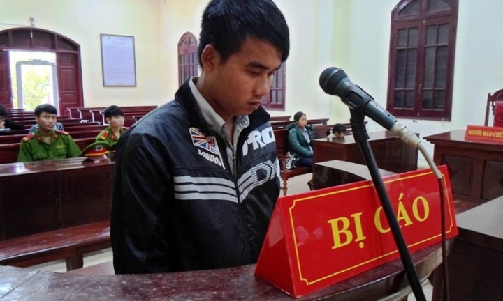 Mẹ xin giảm án cho kẻ dâm ô con gái mình