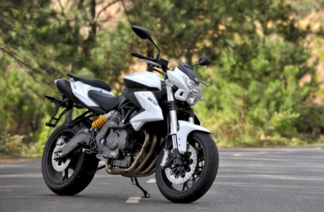 Chi tiết naked-bike Benelli BN600i 2015 tại Việt Nam