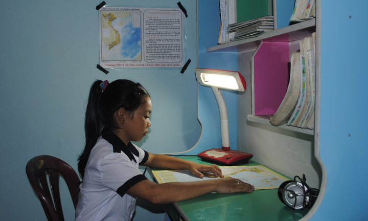 Phú Yên: Học sinh treo bản đồ Việt Nam ở góc học tập