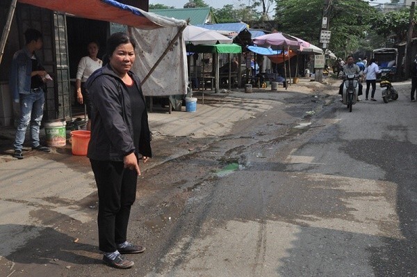 Con gái bỏ nhà đi bụi, bố đi tìm bị đánh chết giữa chợ 