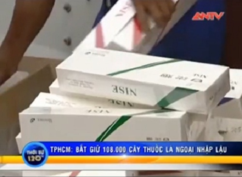 Hơn 100.000 cây thuốc lá lậu giấu trong container