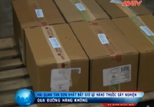 Bắt lô thuốc gây nghiện trị giá 2 tỷ ở sân bay Tân Sơn Nhất