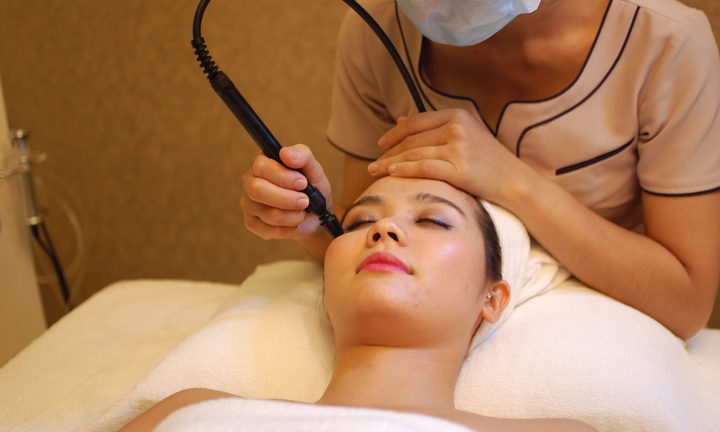 Hết nám sau 1 liệu trình với công nghệ cao tại Adamas Spa & Clini