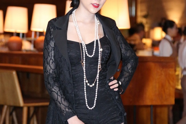 Á khôi Phương Thảo tái xuất đẹp rạng ngời nhờ tăng cân