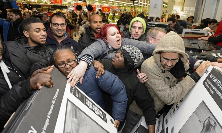 Hãi hùng cảnh tranh cướp trong “ngày thứ sáu đen“