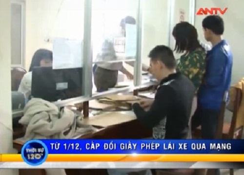 Video: Từ 1/12, cấp đổi giấy phép lái xe qua mạng