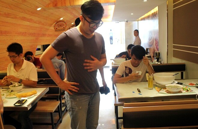 Nhà hàng thu lợi gì từ người thua 