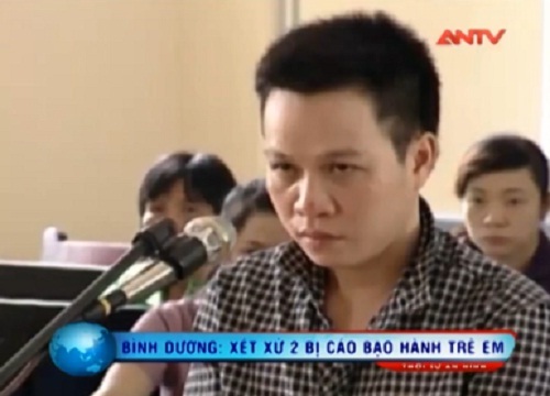 Video: “Vợ chồng hờ” bạo hành bé Kim Ngân lĩnh án