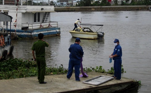 Phát hiện thi thể người nước ngoài trôi trên sông Sài Gòn