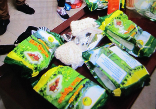 Phát hiện ma túy giấu trong các gói chè Thái Nguyên