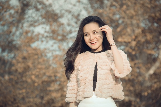 Vy Oanh khoe vẻ đẹp ngọt ngào tại Mỹ