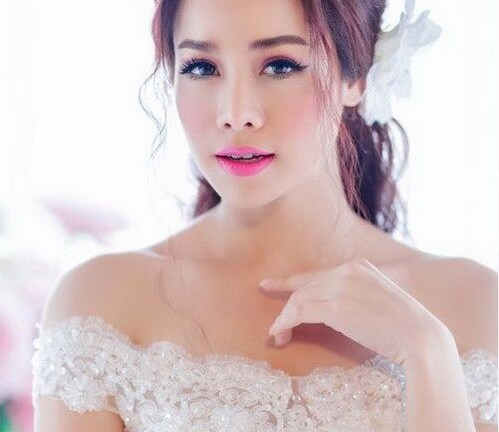 Video: Lộ những hình ảnh mới nhất về đám cưới của Nhật Kim Anh