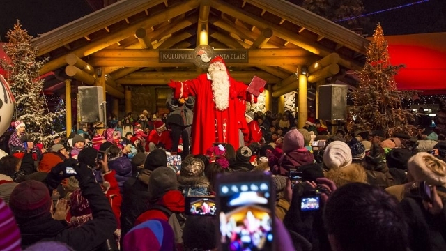 Video: Không khí đón Giáng sinh tất bật tại ngôi làng ông già Noel