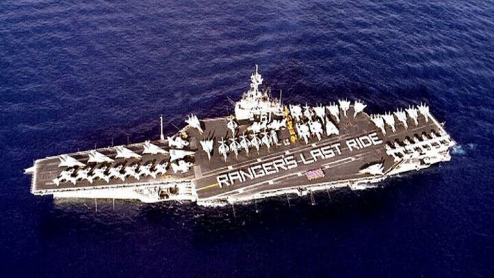 Hải quân Mỹ bán tàu sân bay từng tham chiến Việt Nam với giá... 1 xu