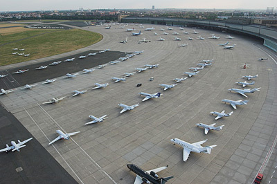 Vé máy bay giảm: Khách đặt mua trước khó được hoàn tiền