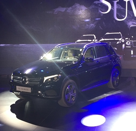 Hãi hùng cảnh Boeing 737 quay như chong chóng vì gặp gió lớn