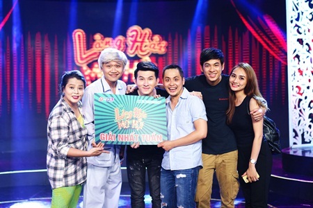 Barca 2-0 Sevilla: Barca gi�nh C�p Nh� vua trong c?n m?a th?