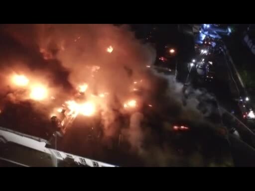 Cháy kinh hoàng ở Nga, 8 lính cứu hỏa thiệt mạng