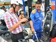 Petrolimex giảm giá 300đồng/lít xăng vào các ngày thứ Bảy trong tháng 10