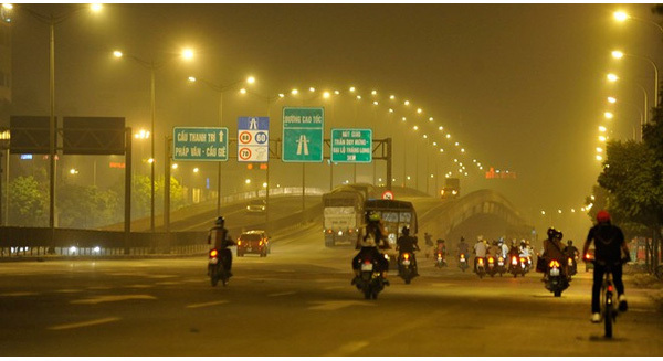 Sương mù quang hóa đang 'bủa vây' Hà Nội và Sài Gòn: Ô nhiễm đặc biệt