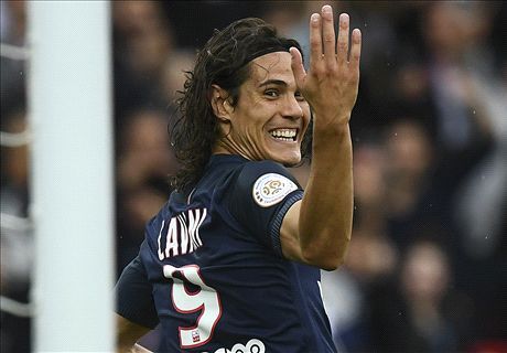 Cavani lập cú đúp siêu ảo cho PSG và lên đỉnh châu Âu