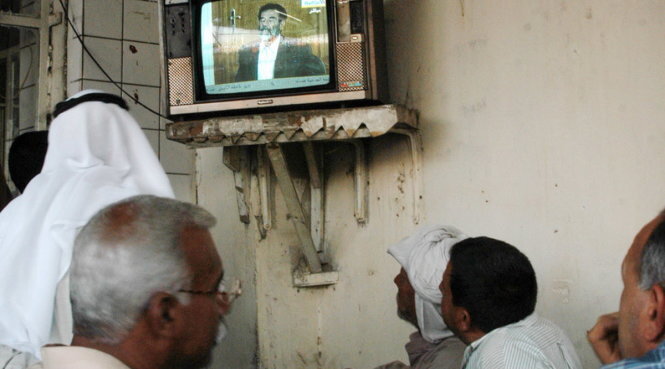 Anh: Lầu Năm Góc chi 540 triệu USD làm giả video khủng bố