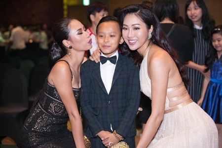 Diệu Ngọc hào hứng hội ngộ Hồ Văn Cường