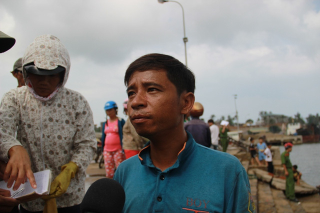 Ngư dân kể lại giây phút cứu 43 người trong vụ chìm tàu ở Quảng Trị