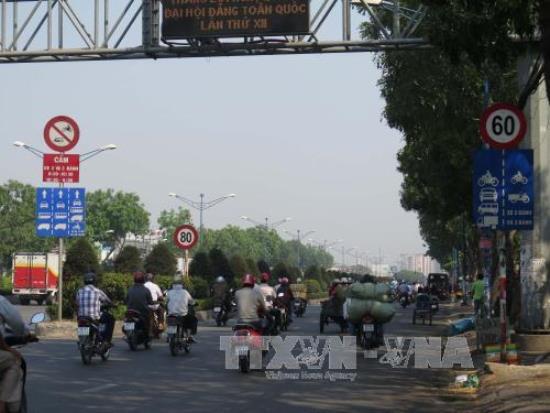 Áp dụng tiêu chuẩn khí thải EURO 2 đối với ôtô, xe máy