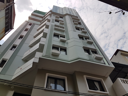 Phá dỡ nhà xây sai phép của nguyên phó giám đốc Sở GTVT Hà Nội