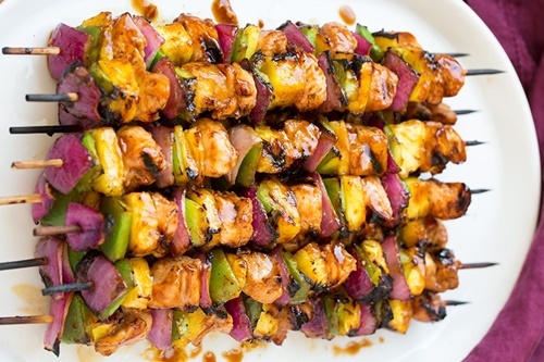 Kebab gà Hawaii – thịt gà xiên nướng ngon miệng lại dễ làm