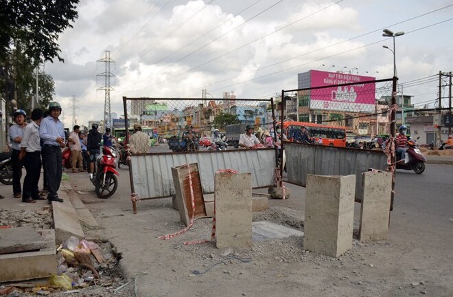 Người đàn ông lọt hố ga tử vong ở Sài Gòn