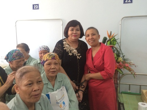 Người phụ nữ ung thư khuyết vòng 1 và câu chuyện lan tỏa khát vọng sống