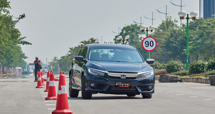 Civic Turbo tại Việt Nam không bị ảnh hưởng lỗi phanh