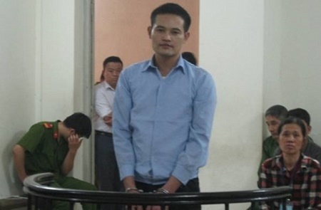 Mất mạng vì vác dao đến trạm y tế truy sát đối phương